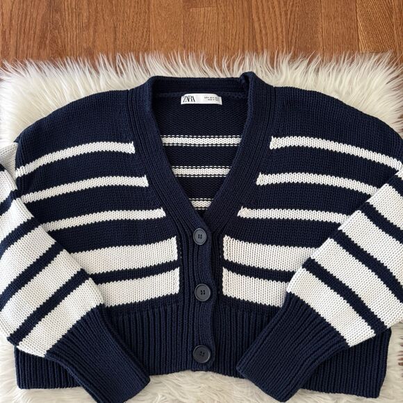 Zara Chunky Knit Cardigan Sweater Womens Small Blue White Striped Cropped Button - Picture 1 of 8
